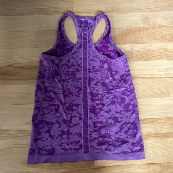 Lululemon swiftly tech size 8 hip length - Picture 2 of 4
